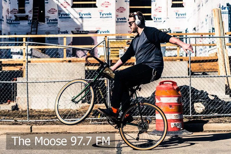 Moose 97.7 FM
